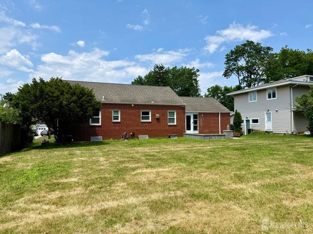 19 South Drive, East Brunswick, NJ 08816