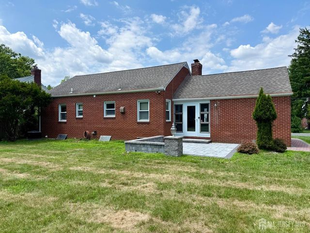 19 South Drive, East Brunswick, NJ 08816