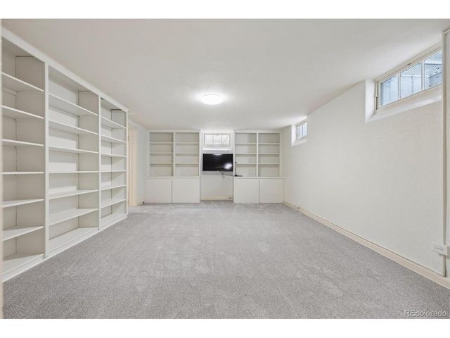 640 N Krameria St, Denver, CO 80220