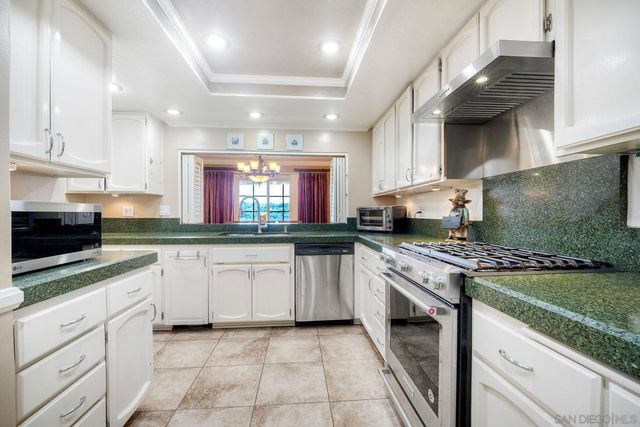 629 Concerto Gln, Escondido, CA 92025