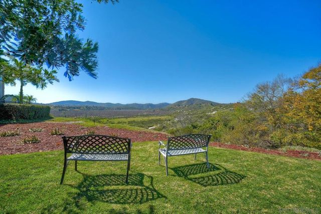 629 Concerto Gln, Escondido, CA 92025