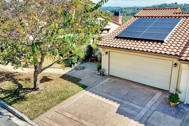 629 Concerto Gln, Escondido, CA 92025
