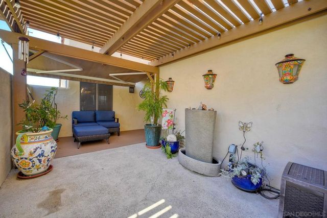 629 Concerto Gln, Escondido, CA 92025