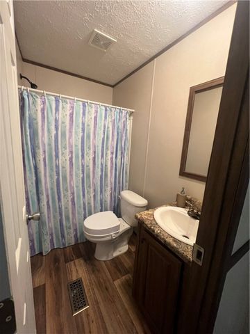 1008 N Fuqua St, Rockport, TX 78382
