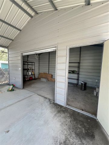 1008 N Fuqua St, Rockport, TX 78382