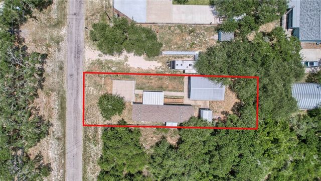 1008 N Fuqua St, Rockport, TX 78382