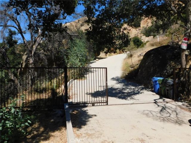 475 BOX CANYON, West Hills, CA 91304