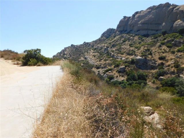 475 BOX CANYON, West Hills, CA 91304