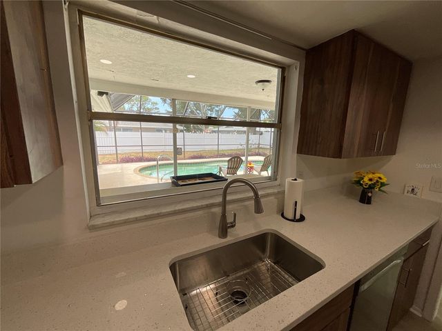 2224 42ND STREET W, Bradenton, FL 34205