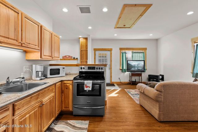 606 S Ella AVE, Sandpoint, ID 83864