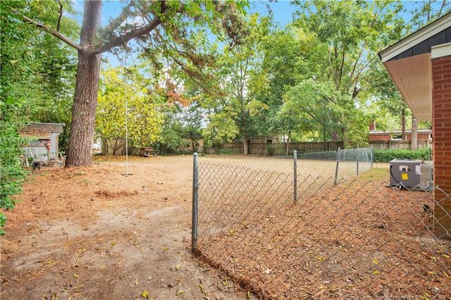 4914 Walnut Drive, Fayetteville, NC 28304