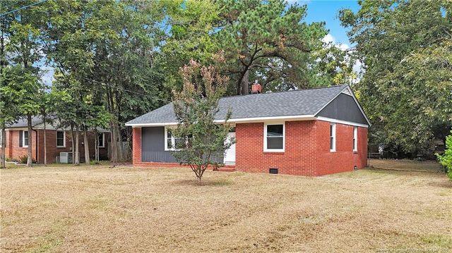 4914 Walnut Drive, Fayetteville, NC 28304