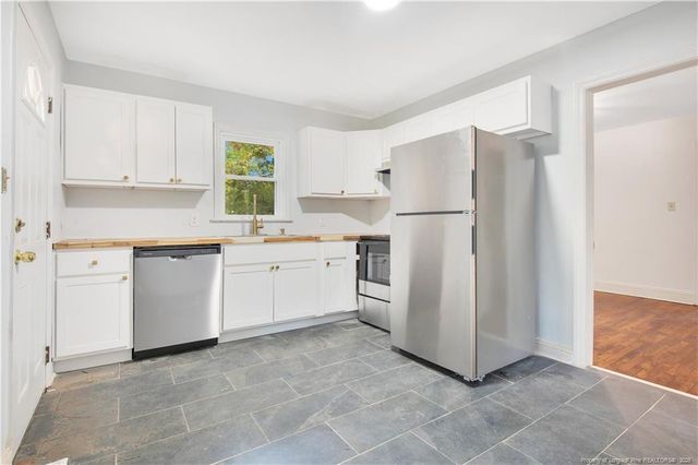 4914 Walnut Drive, Fayetteville, NC 28304