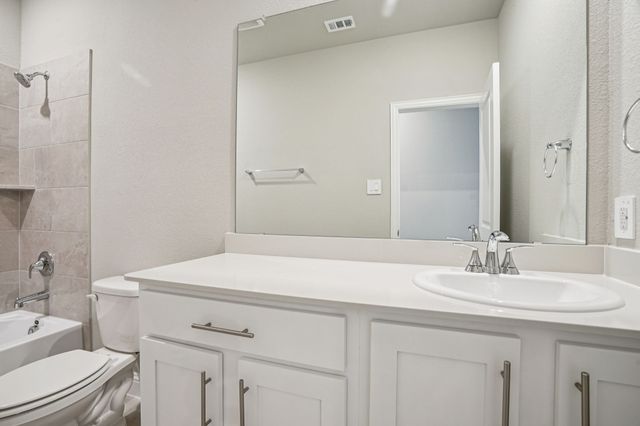 401 Loch Drive, Sherman, TX 75092