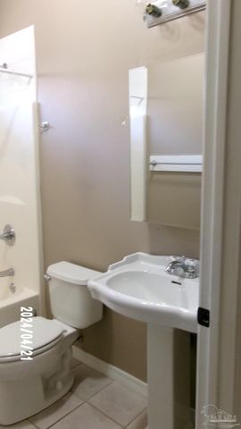 7322 Mangum Dr 7322, Pensacola, FL 32504