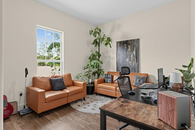 821 S Park Street, Terrell, TX 75160