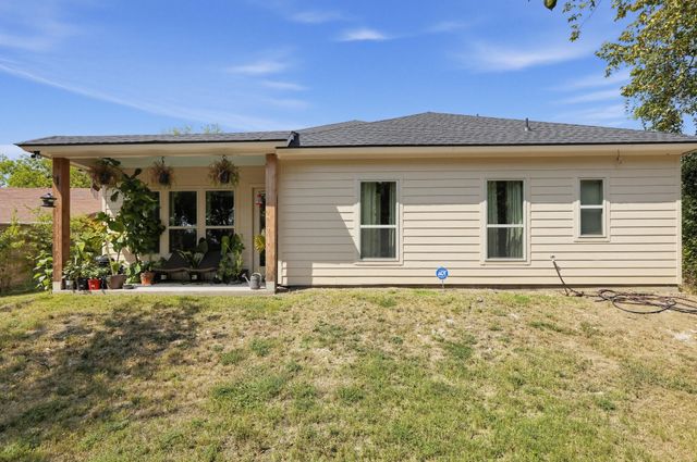 821 S Park Street, Terrell, TX 75160