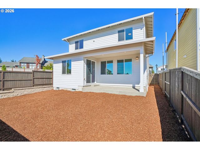 1222 W SPARROW Ave, La Center, WA 98629