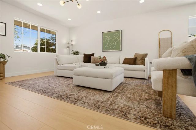 3186 E Radcliffe, Anaheim, CA 92806