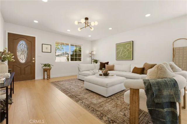 3186 E Radcliffe, Anaheim, CA 92806