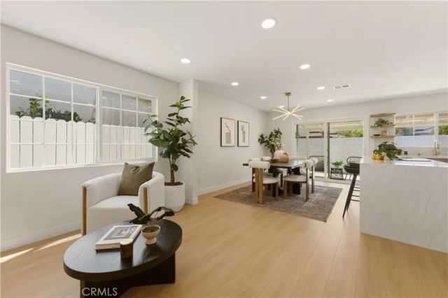 3186 E Radcliffe, Anaheim, CA 92806