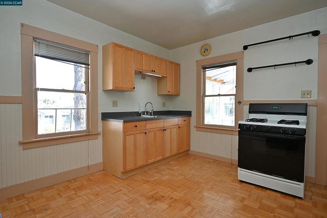 2221 2223 San Pablo Ave, Berkeley, CA 94702
