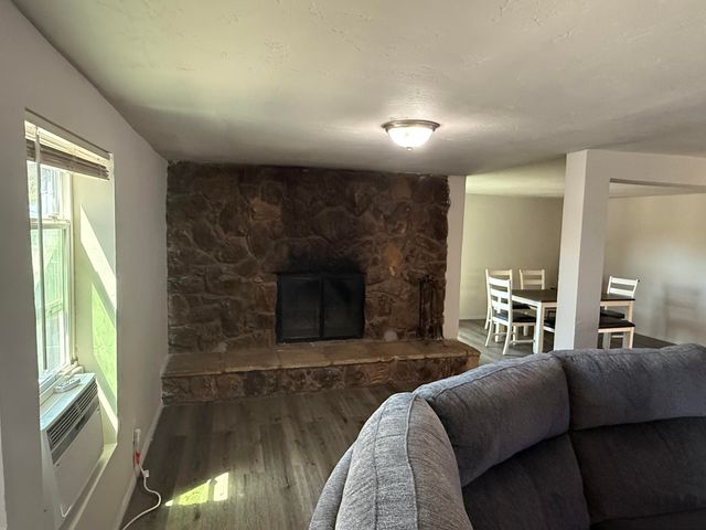 109 La Plata Road NW, Albuquerque, NM 87107