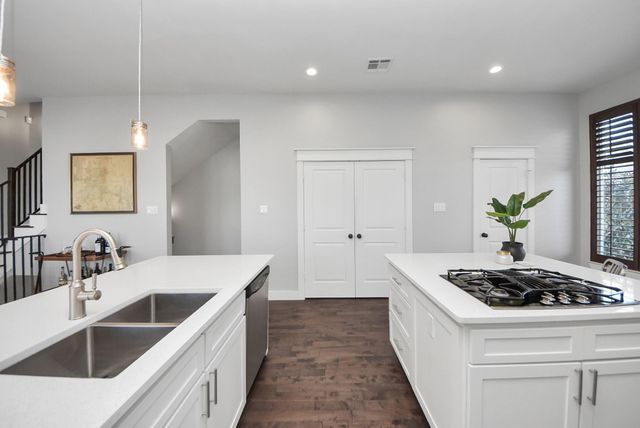 5605 Darling Street, Houston, TX 77007