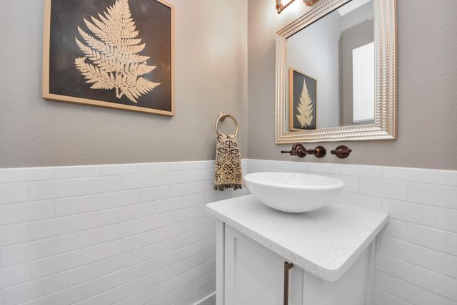 5605 Darling Street, Houston, TX 77007