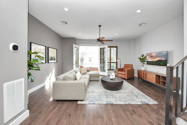 5605 Darling Street, Houston, TX 77007