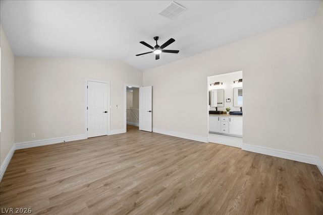 1538 Lamplight Village Lane, Las Vegas, NV 89183