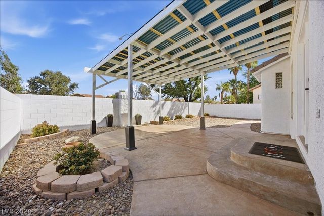 1538 Lamplight Village Lane, Las Vegas, NV 89183