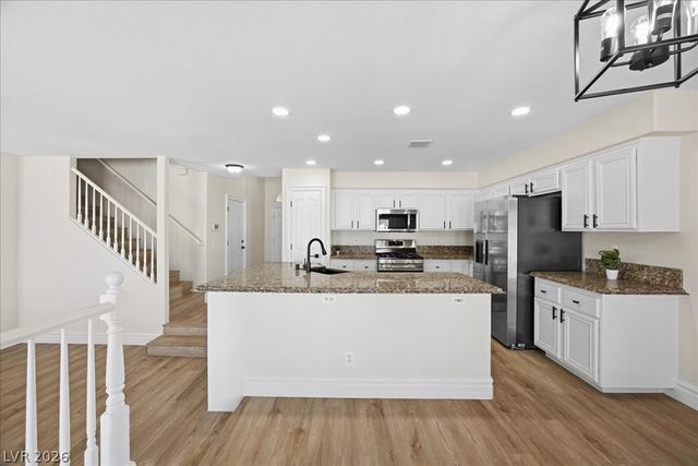 1538 Lamplight Village Lane, Las Vegas, NV 89183