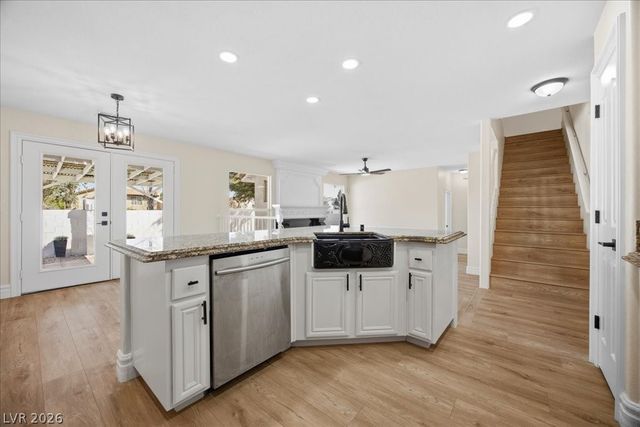 1538 Lamplight Village Lane, Las Vegas, NV 89183