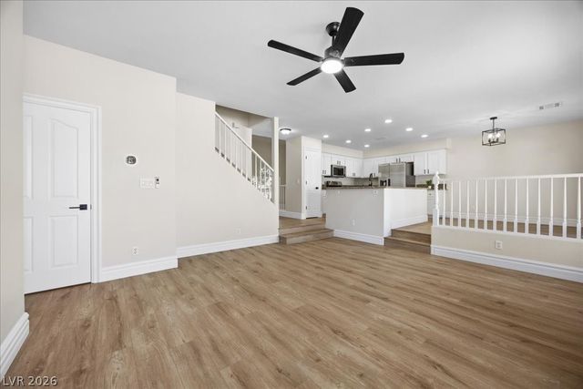 1538 Lamplight Village Lane, Las Vegas, NV 89183