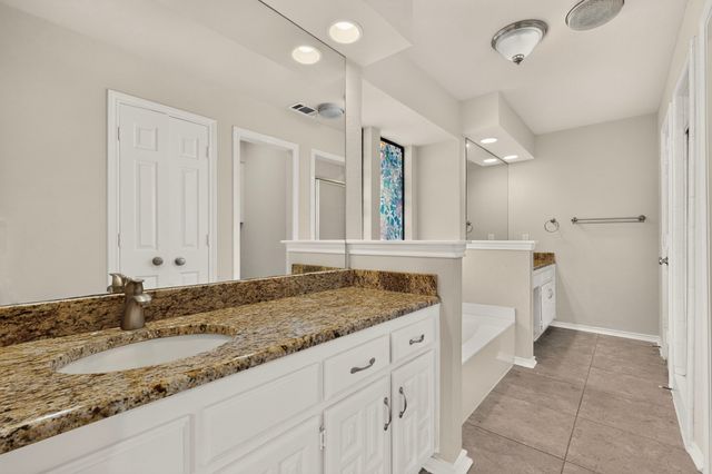 1900 Thames Drive, Arlington, TX 76017