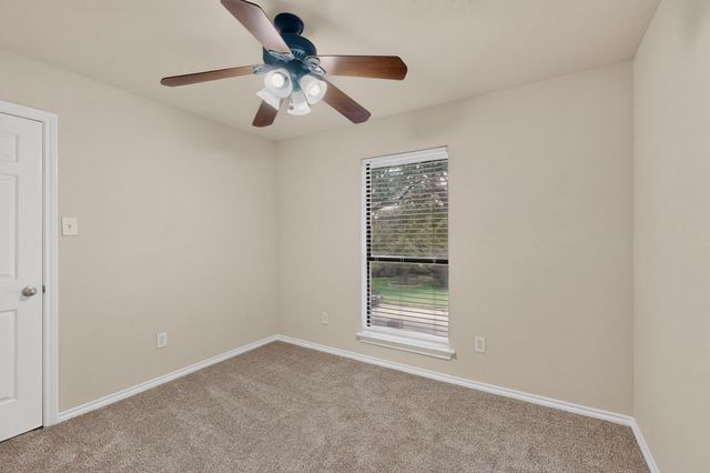 1900 Thames Drive, Arlington, TX 76017