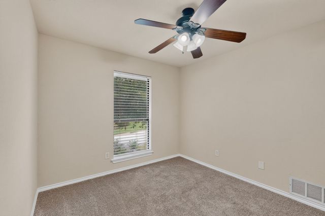 1900 Thames Drive, Arlington, TX 76017