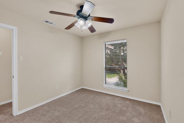 1900 Thames Drive, Arlington, TX 76017