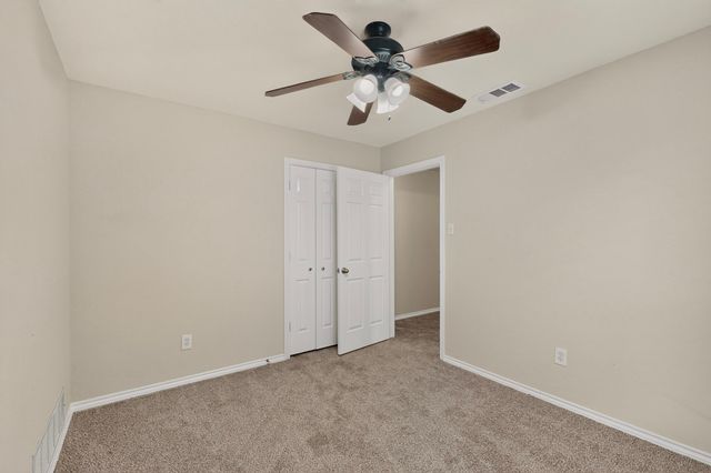 1900 Thames Drive, Arlington, TX 76017