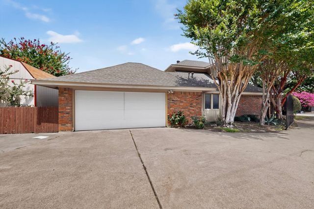 1900 Thames Drive, Arlington, TX 76017