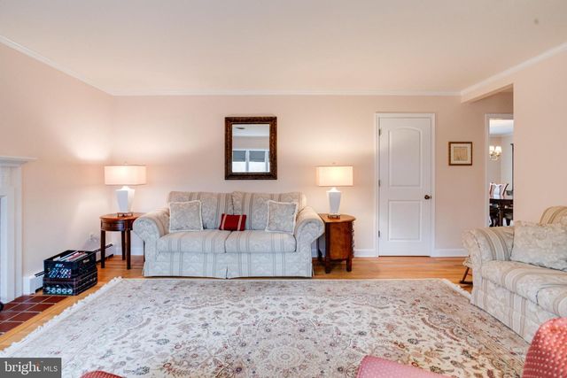 3633 SOUTHSIDE AVE, Phoenix, MD 21131