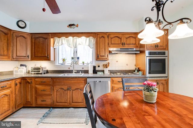 3633 SOUTHSIDE AVE, Phoenix, MD 21131