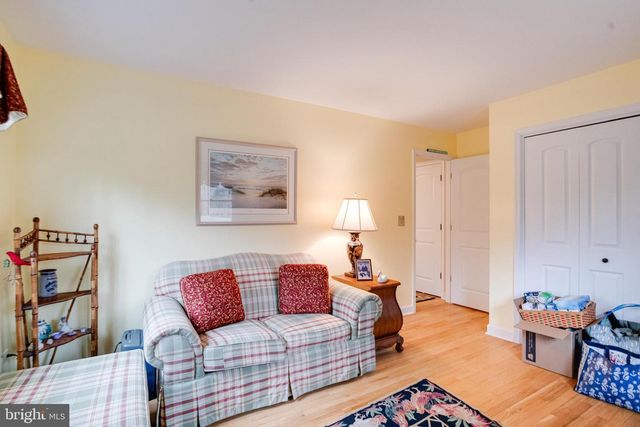 3633 SOUTHSIDE AVE, Phoenix, MD 21131