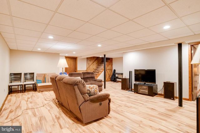 3633 SOUTHSIDE AVE, Phoenix, MD 21131