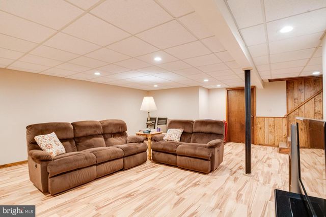 3633 SOUTHSIDE AVE, Phoenix, MD 21131