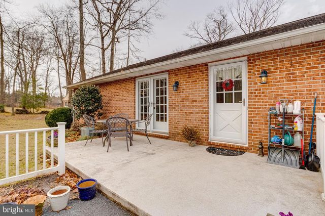 3633 SOUTHSIDE AVE, Phoenix, MD 21131