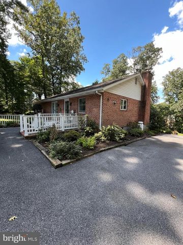 3633 SOUTHSIDE AVE, Phoenix, MD 21131