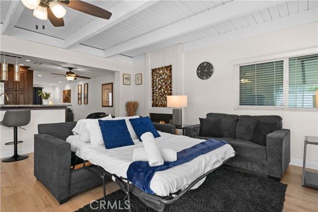 23712 San Dona, Laguna Hills, CA 92653