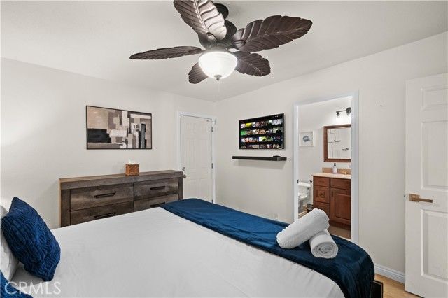 23712 San Dona, Laguna Hills, CA 92653